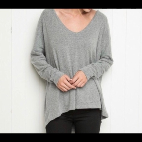 Brandy Melville Sweaters - Light Grey Brandy Melville Sweater